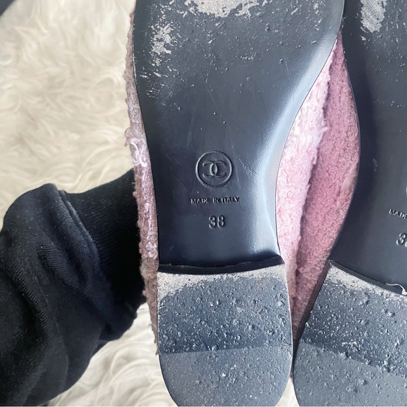Chanel Pink Tweed Ballerina Flats Black Patent Leather Cap Toe CC Logo size 38 - Picture 6 of 13